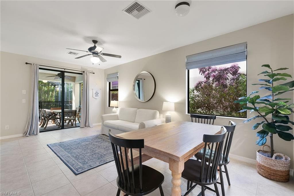 1244 Manado Dr, Naples, FL 34113-11