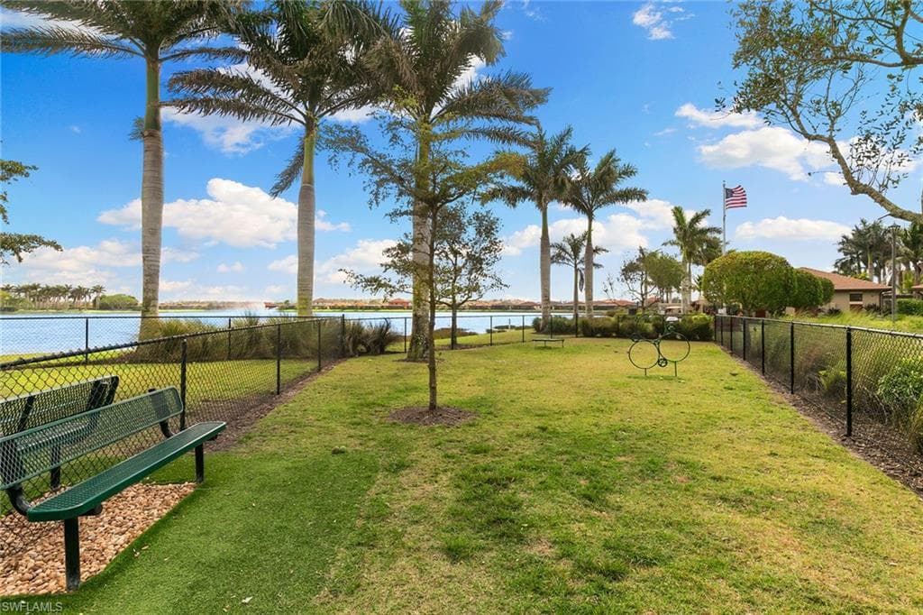1244 Manado Dr, Naples, FL 34113-46