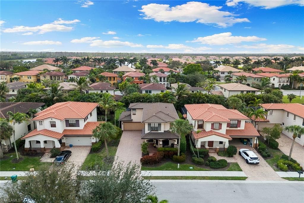 1244 Manado Dr, Naples, FL 34113-4