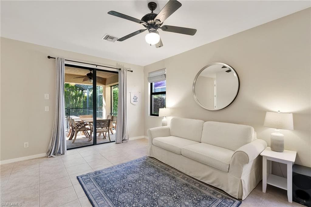 1244 Manado Dr, Naples, FL 34113-7