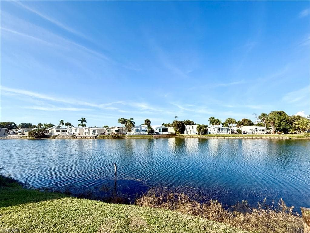 447 Cheetah Dr, Naples, FL 34114-10