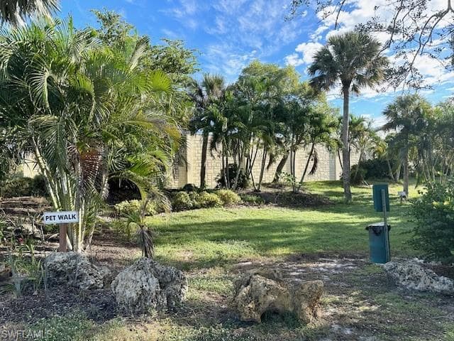 447 Cheetah Dr, Naples, FL 34114-30