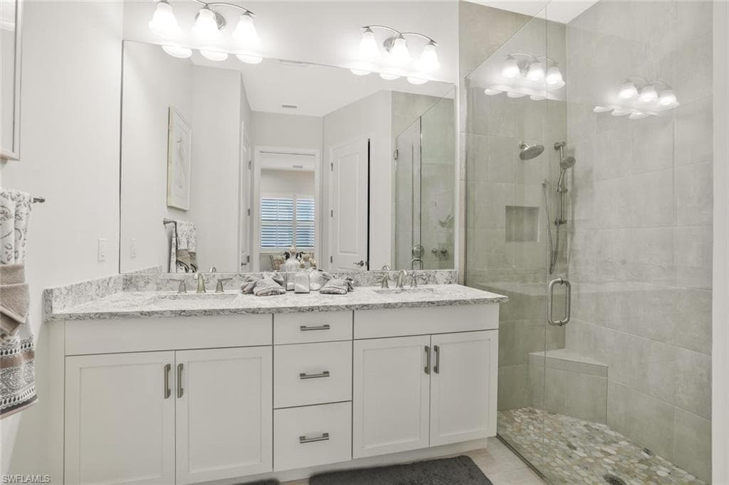 7060 Saona Ct, Naples, FL 34113-18