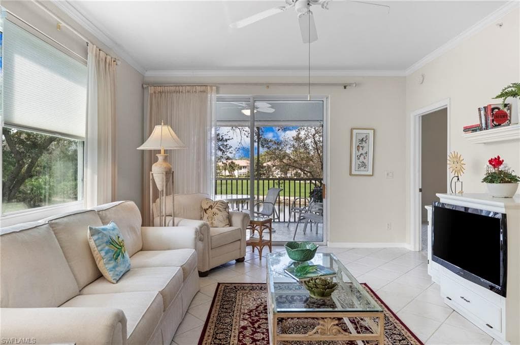 3935 Loblolly Bay Dr 201, Naples, FL 34114-4