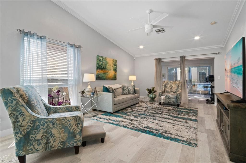 12249 Londonderry Ln, Bonita Springs, FL 34135-16