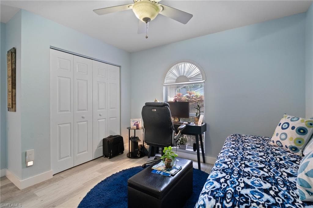 12249 Londonderry Ln, Bonita Springs, FL 34135-20