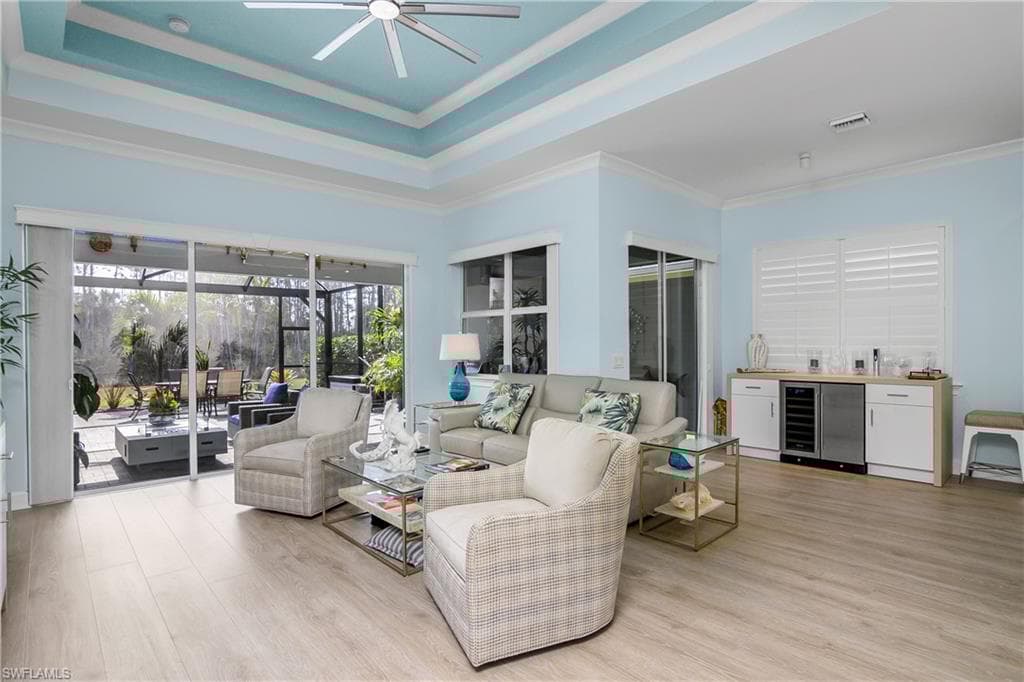 6303 Antigua Way, Naples, FL 34113-13