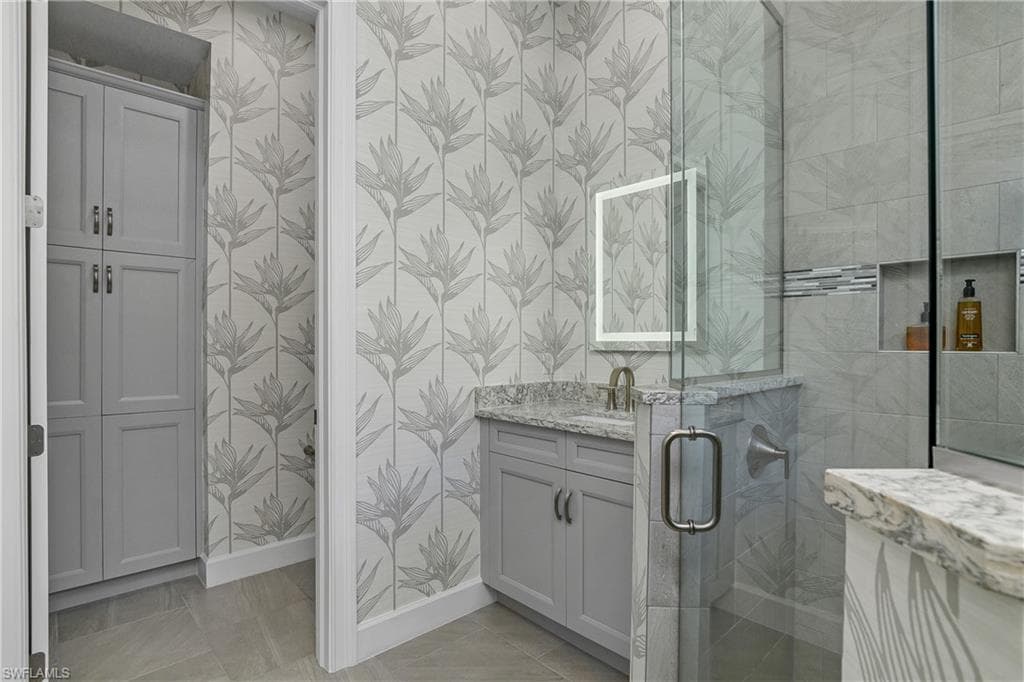 6303 Antigua Way, Naples, FL 34113-24