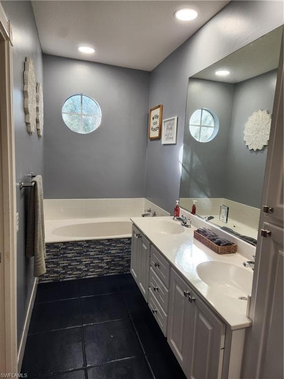 3502 Zanzibar Way, Naples, FL 34119-28