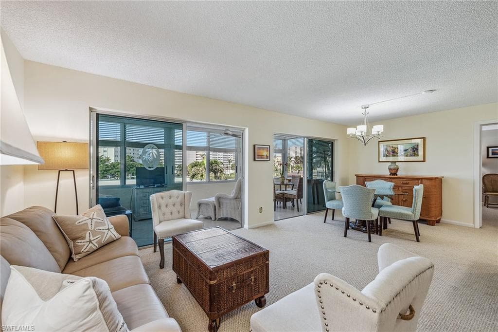 3410 Gulf Shore Blvd N 305, Naples, FL 34103-2