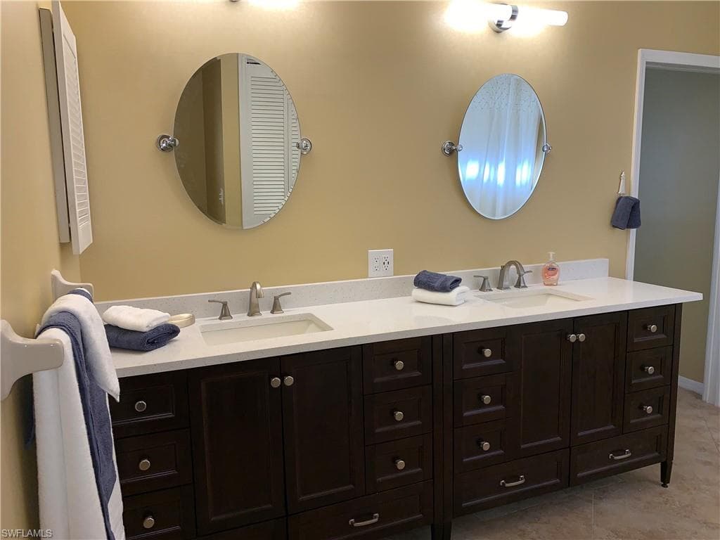 131 Bristol Ln C-16, Naples, FL 34112-24