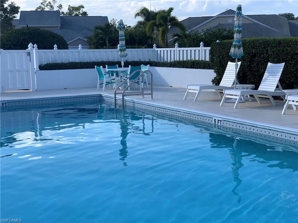 131 Bristol Ln C-16, Naples, FL 34112-27