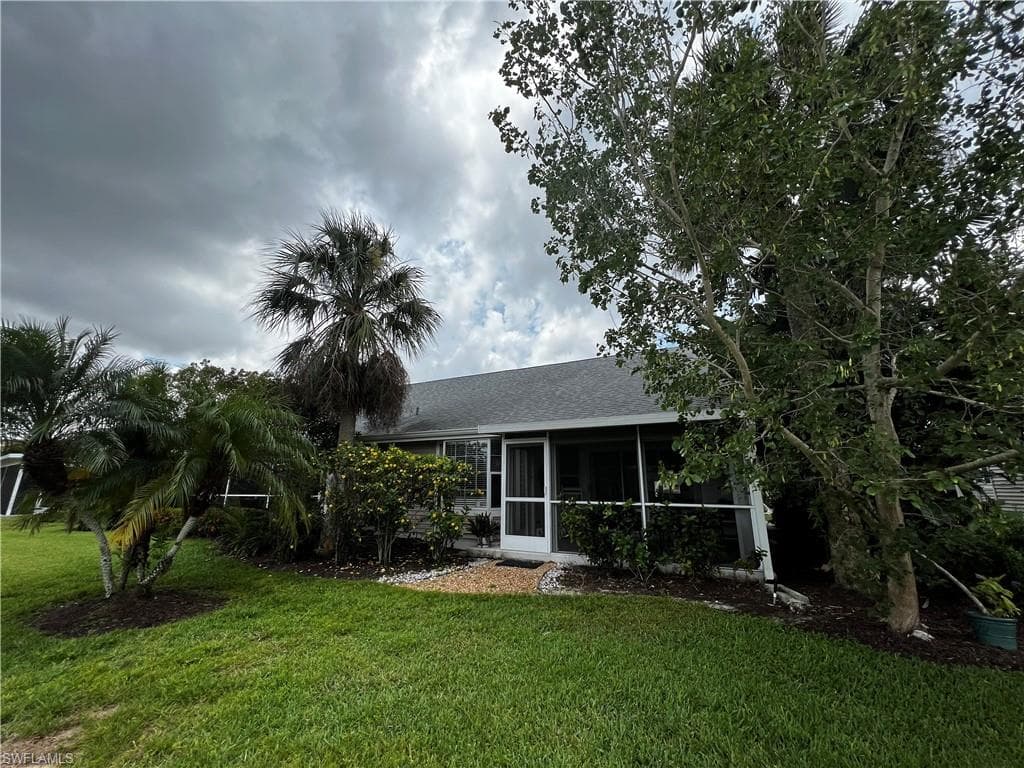 131 Bristol Ln C-16, Naples, FL 34112-31