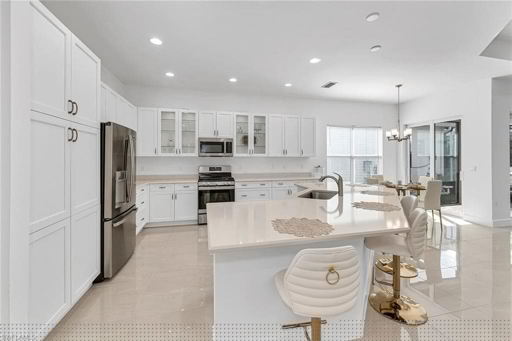 28604 Moraga Ln, Bonita Springs, FL 34135-11