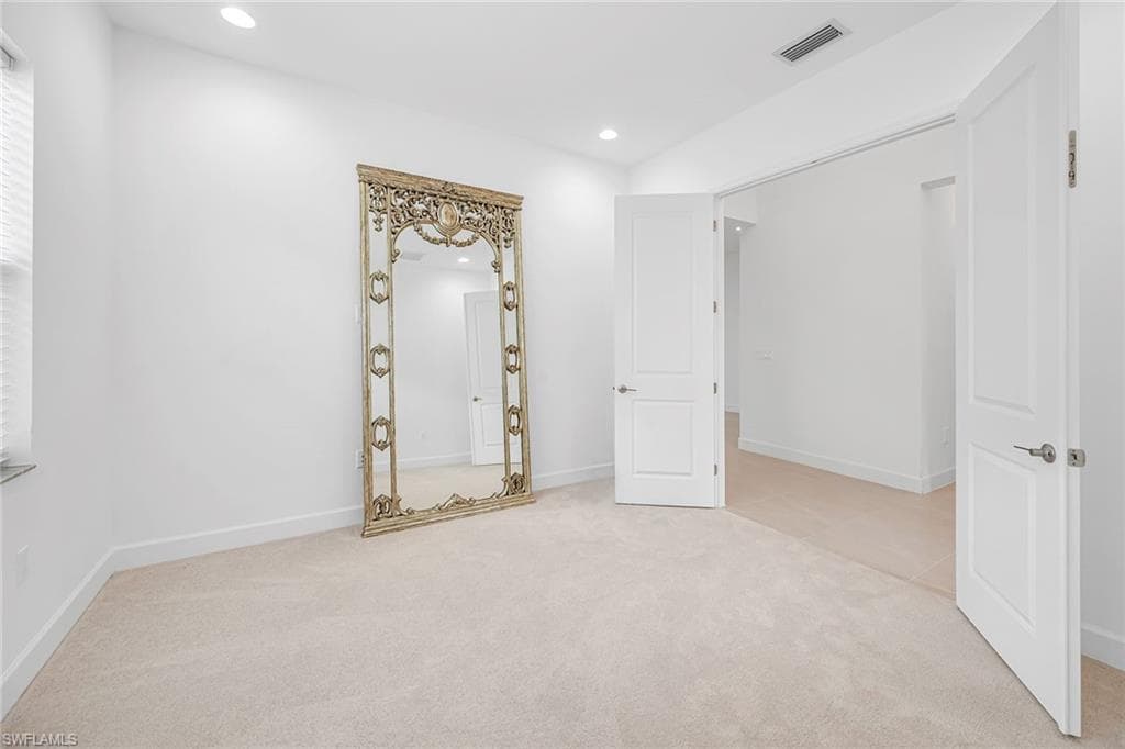 28604 Moraga Ln, Bonita Springs, FL 34135-28