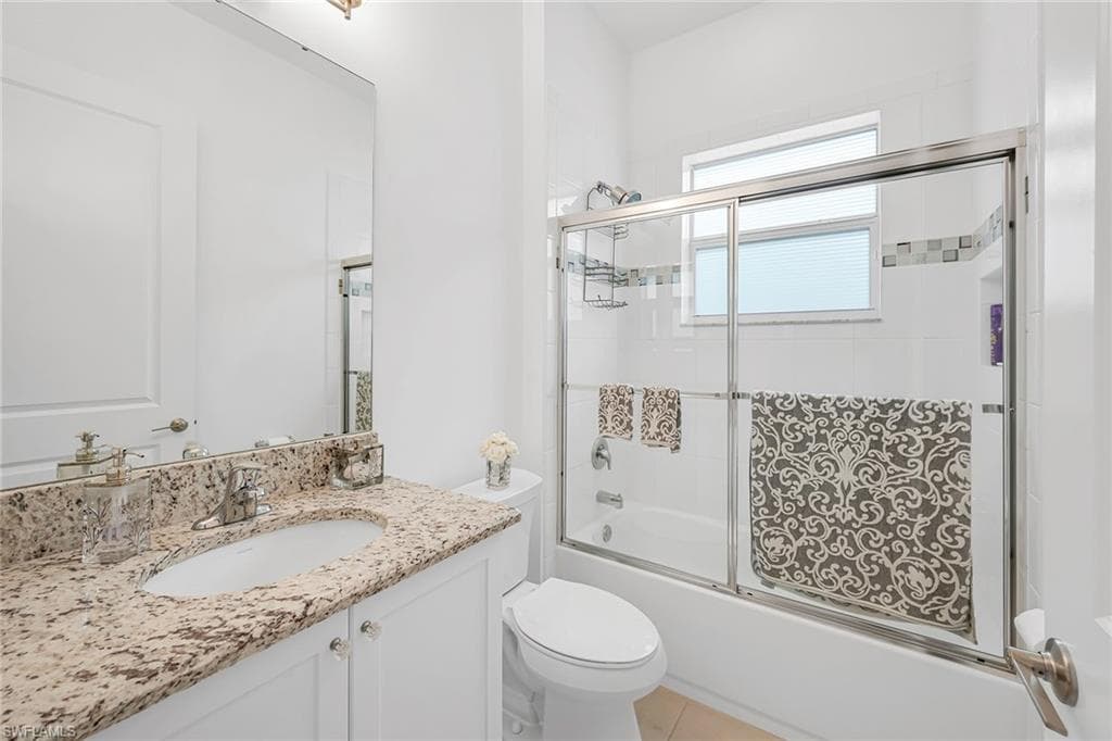 28604 Moraga Ln, Bonita Springs, FL 34135-30