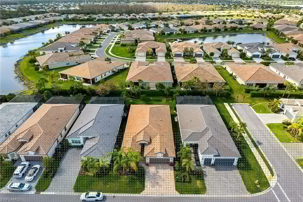 28604 Moraga Ln, Bonita Springs, FL 34135-42
