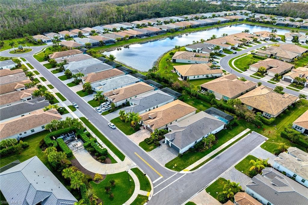 28604 Moraga Ln, Bonita Springs, FL 34135-43