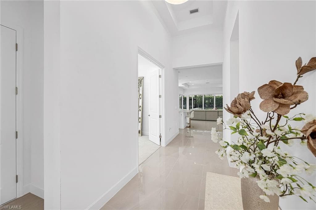 28604 Moraga Ln, Bonita Springs, FL 34135-5