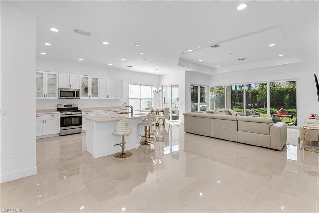 28604 Moraga Ln, Bonita Springs, FL 34135-6