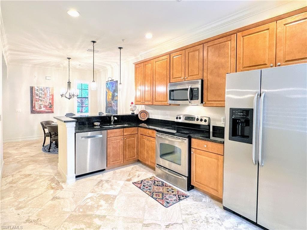 9137 Chula Vista St 12602, Naples, FL 34113-5