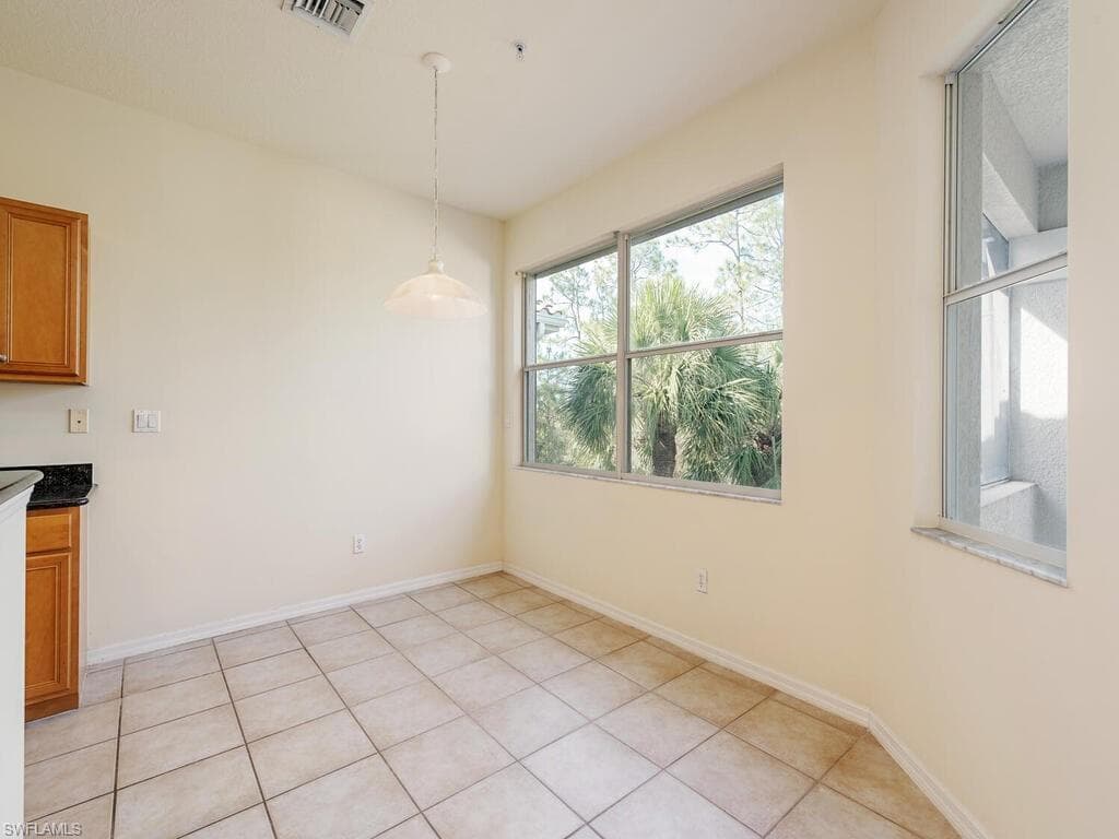 12854 Carrington Cir 203, Naples, FL 34105-7