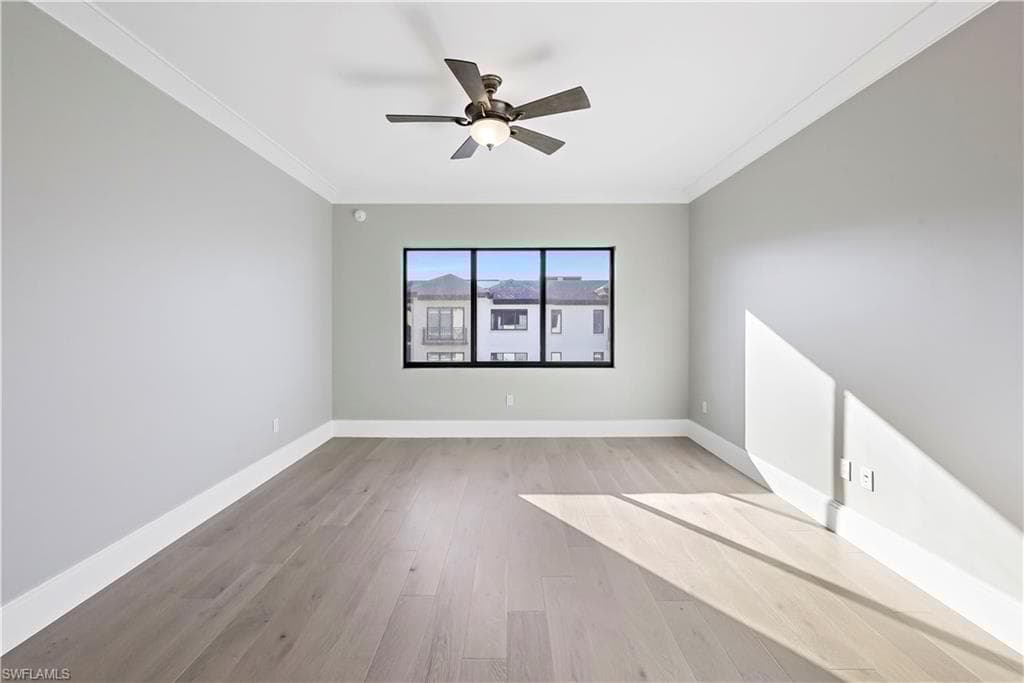 1130 3rd Ave S 512, Naples, FL 34102-19
