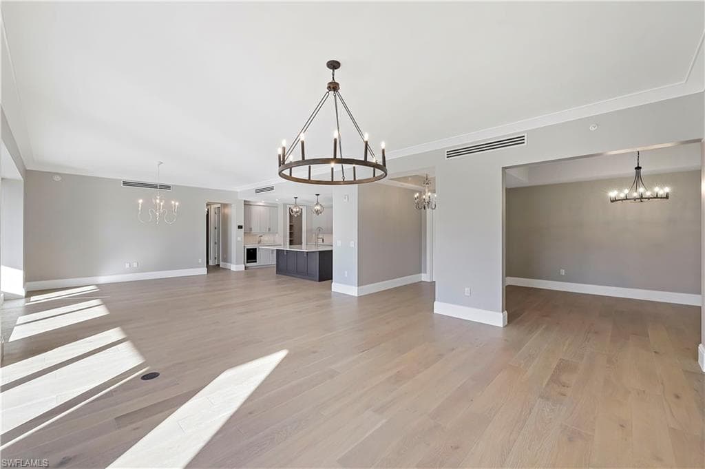 1130 3rd Ave S 512, Naples, FL 34102-4