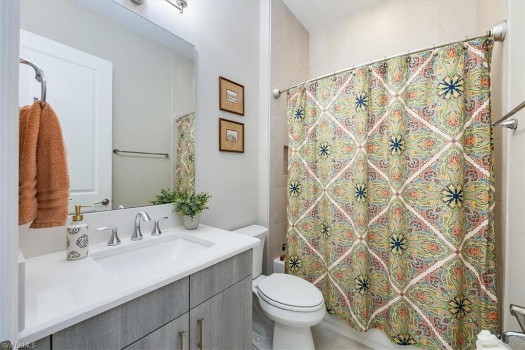 11421 Jacaranda Dr, Naples, FL 34120-12