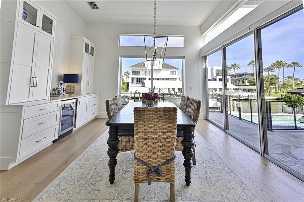 271 Bayview Ave, Naples, FL 34108-11