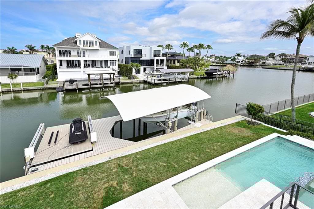 271 Bayview Ave, Naples, FL 34108-16