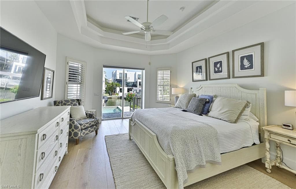271 Bayview Ave, Naples, FL 34108-19