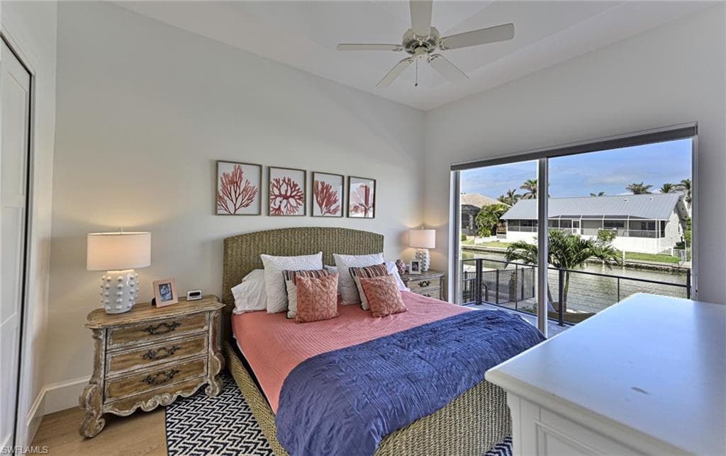 271 Bayview Ave, Naples, FL 34108-23