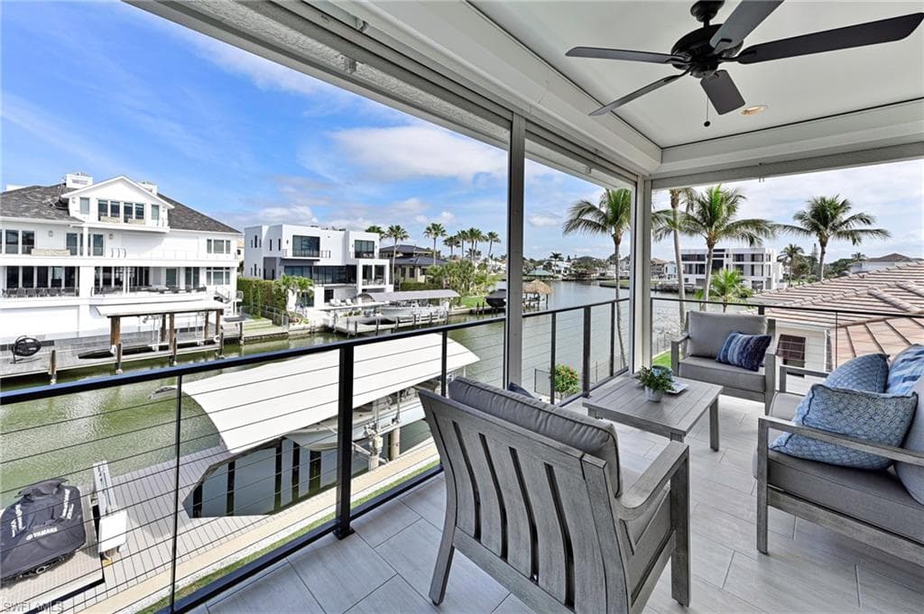 271 Bayview Ave, Naples, FL 34108-25