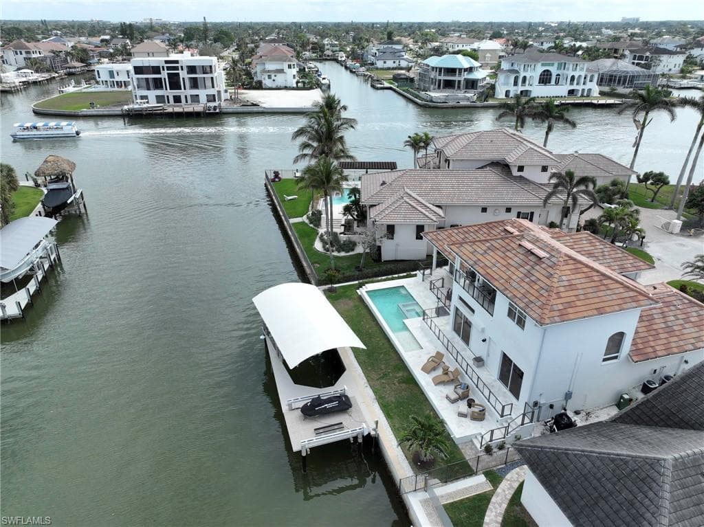 271 Bayview Ave, Naples, FL 34108-35