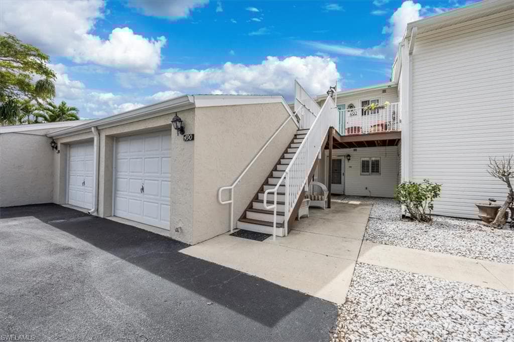 492 Bristle Cone Ln 47, Naples, FL 34113-4