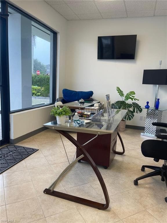 5187 Tamiami Trl N, Naples, FL 34103-4