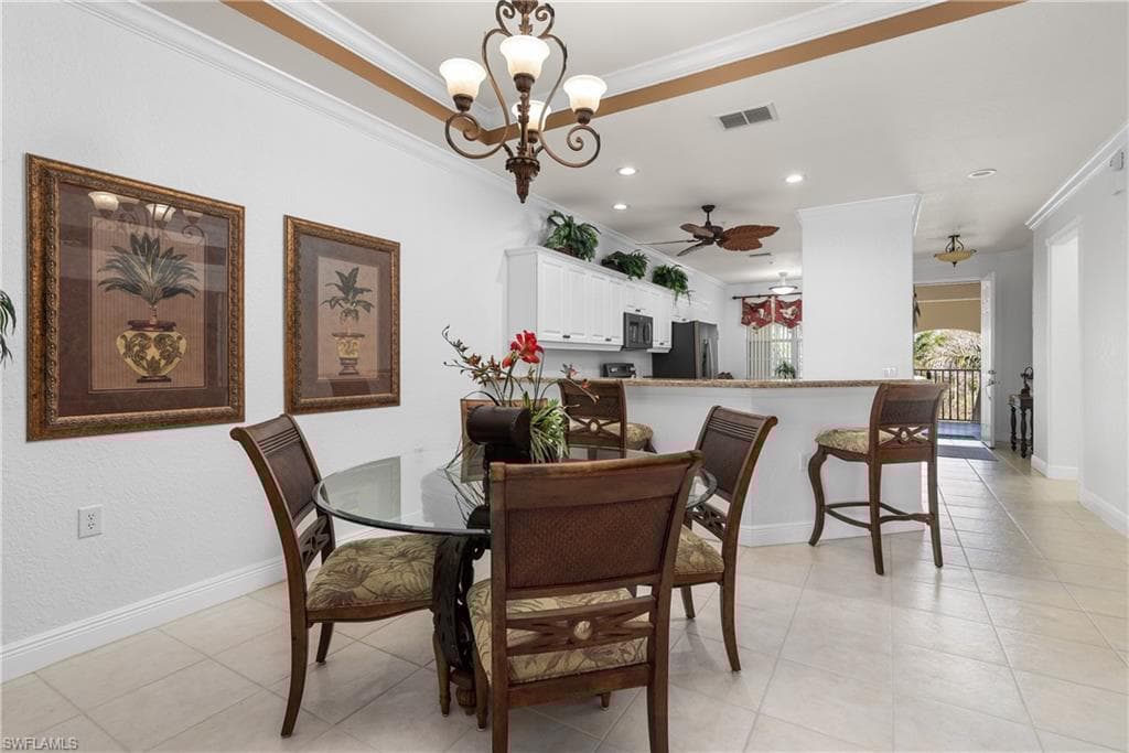 4844 Hampshire Ct 305, Naples, FL 34112-9