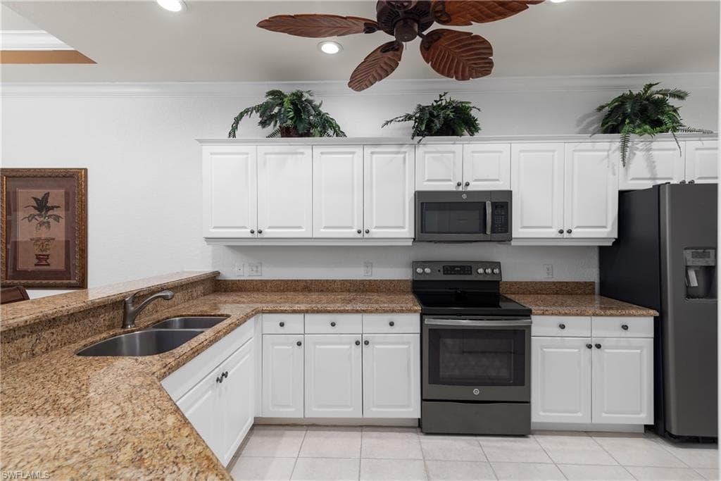 4844 Hampshire Ct 305, Naples, FL 34112-11