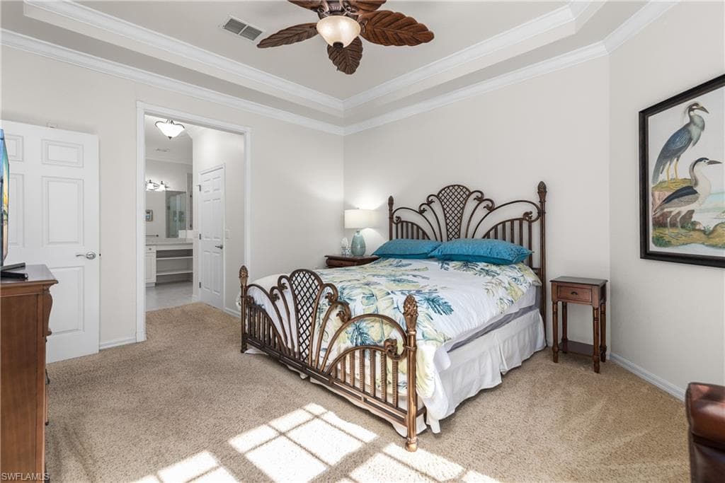 4844 Hampshire Ct 305, Naples, FL 34112-17