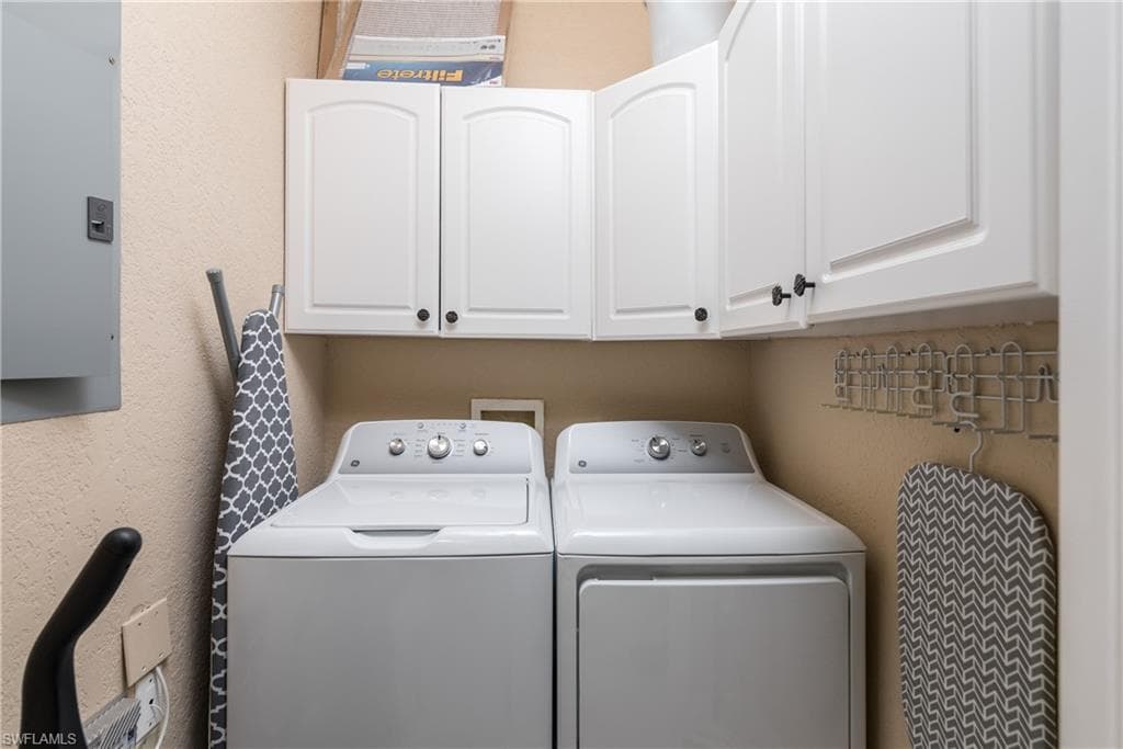 4844 Hampshire Ct 305, Naples, FL 34112-23