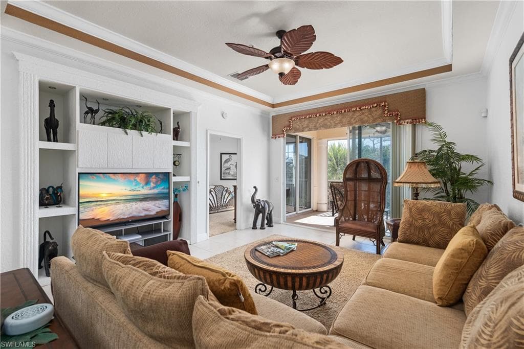 4844 Hampshire Ct 305, Naples, FL 34112-3
