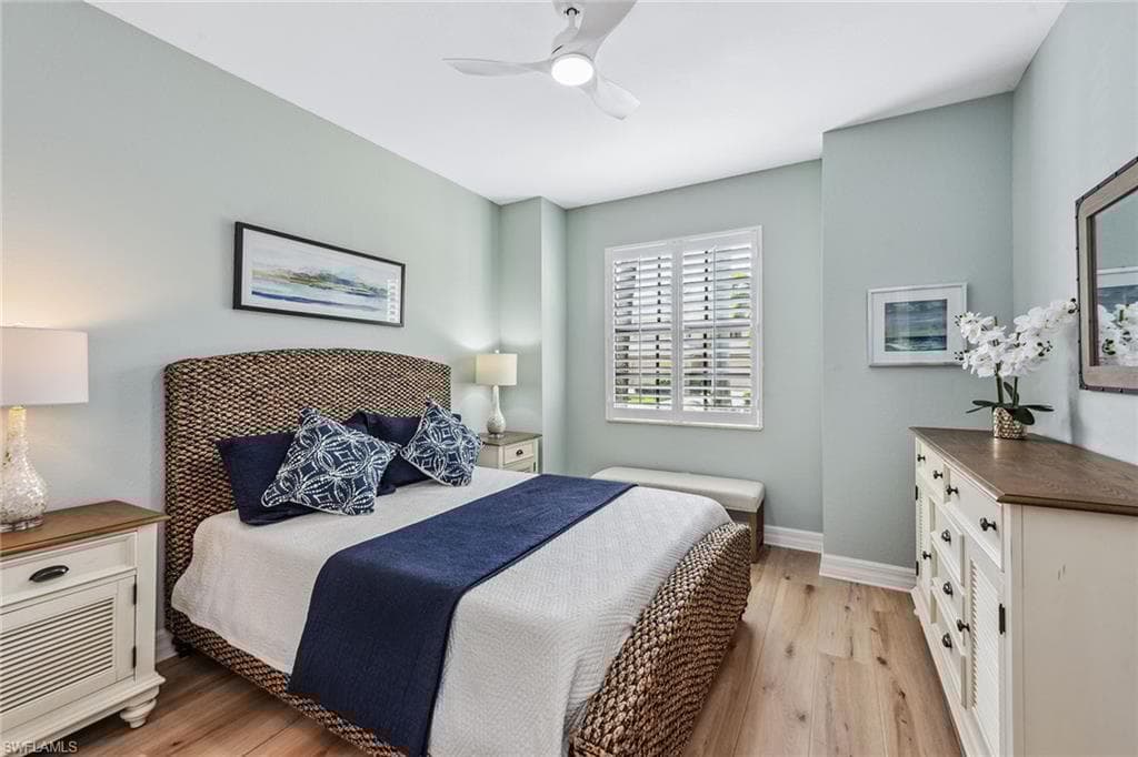3058 Aviamar Cir, Naples, FL 34114-15