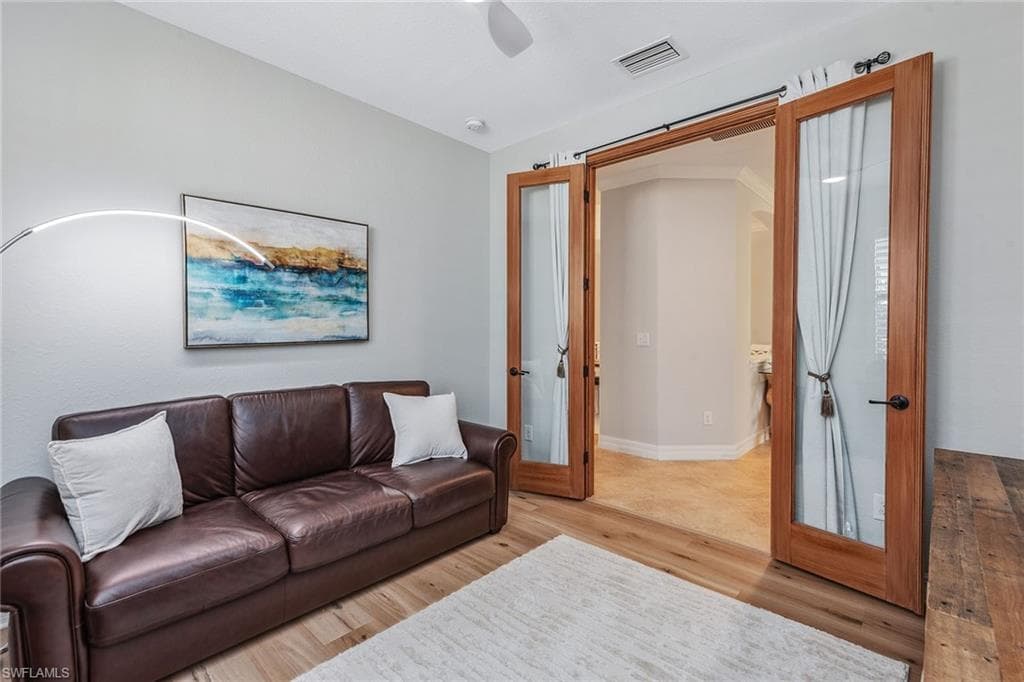 3058 Aviamar Cir, Naples, FL 34114-17