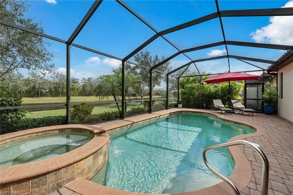 3058 Aviamar Cir, Naples, FL 34114-22
