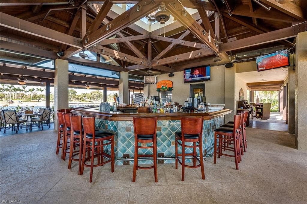 3058 Aviamar Cir, Naples, FL 34114-39
