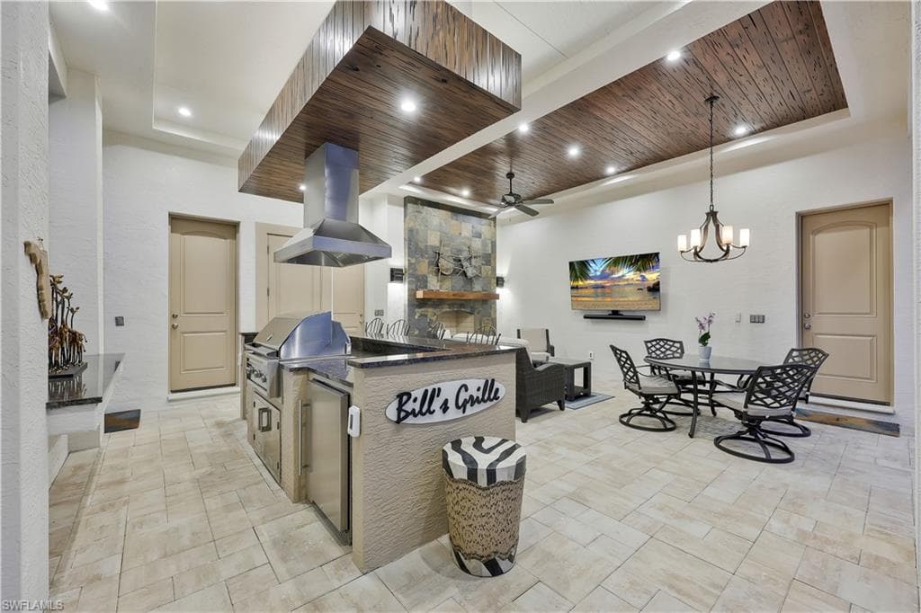 12303 Colliers Reserve Dr, Naples, FL 34110-4