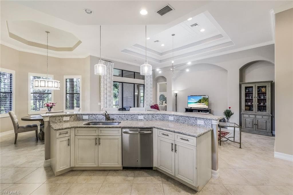 7291 Acorn Way, Naples, FL 34119-10