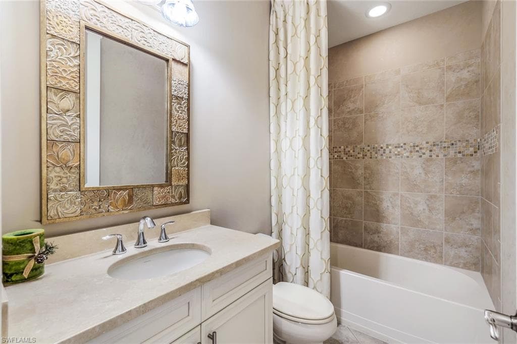 7291 Acorn Way, Naples, FL 34119-19