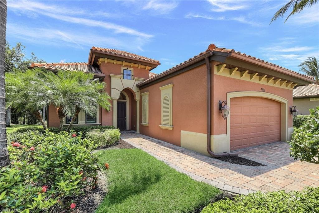 7291 Acorn Way, Naples, FL 34119-24